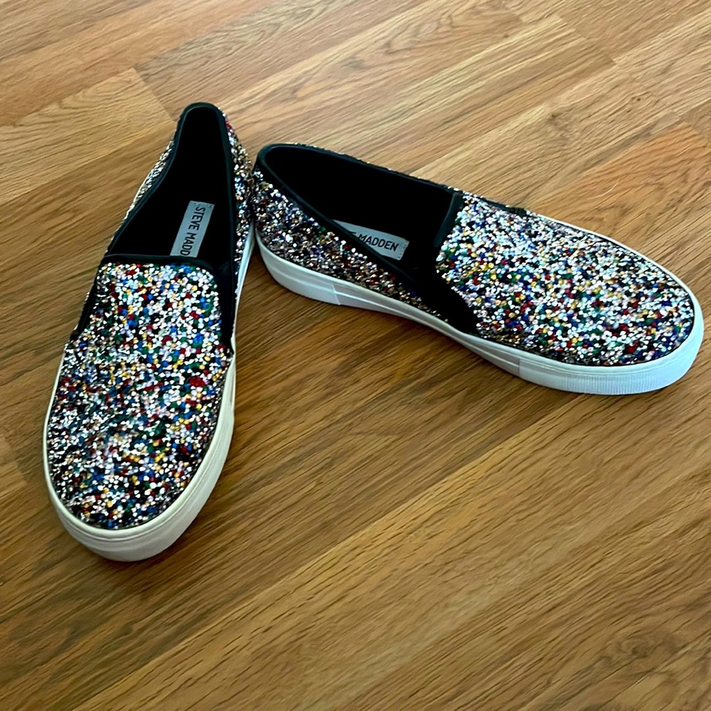 Steve Madden Gracious Glitter Slip-on Sneakers